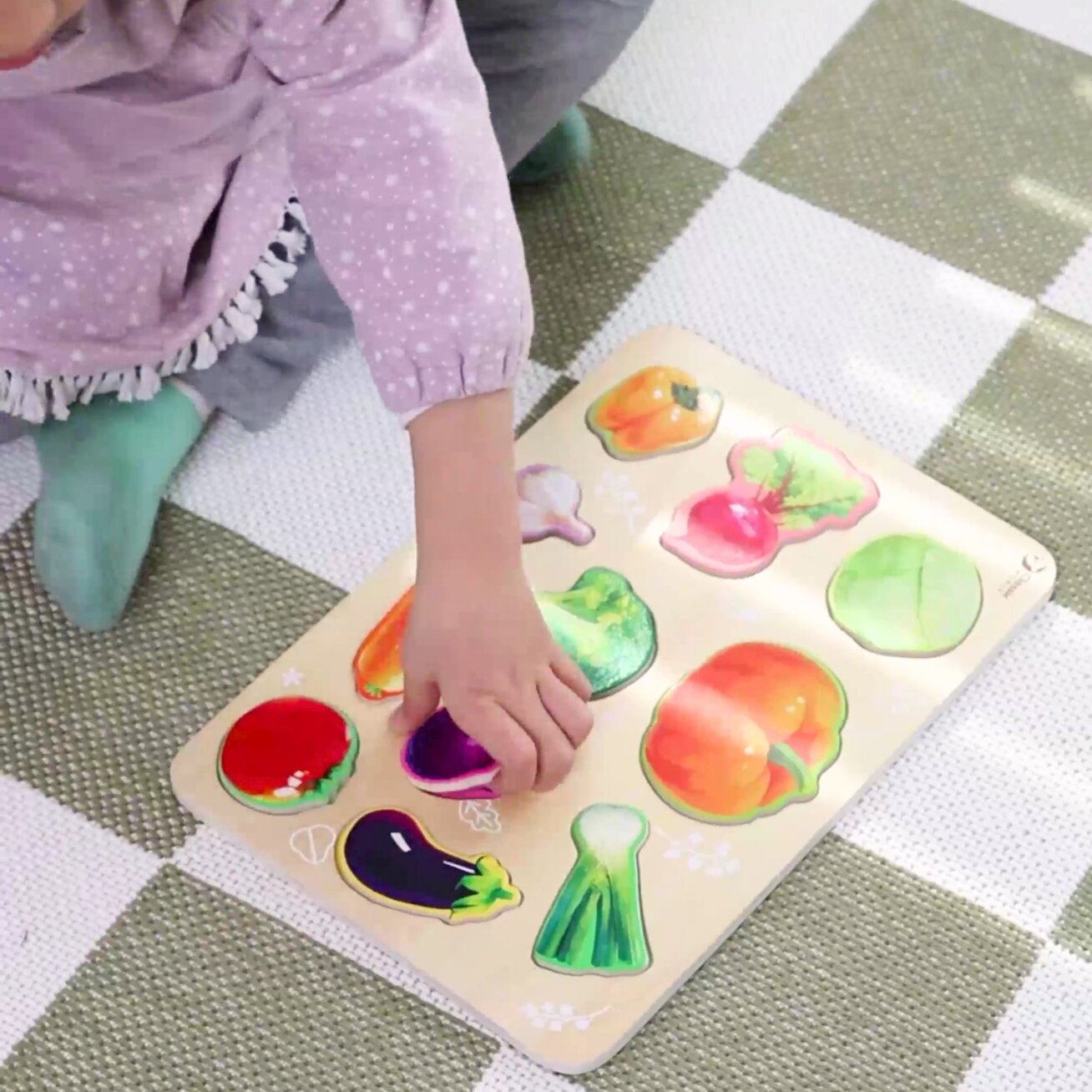 CLASSIC WORLD Medinė Montessori dėlionė Daržovės 4 CLASSIC WORLD Medinė Montessori dėlionė Daržovės 4