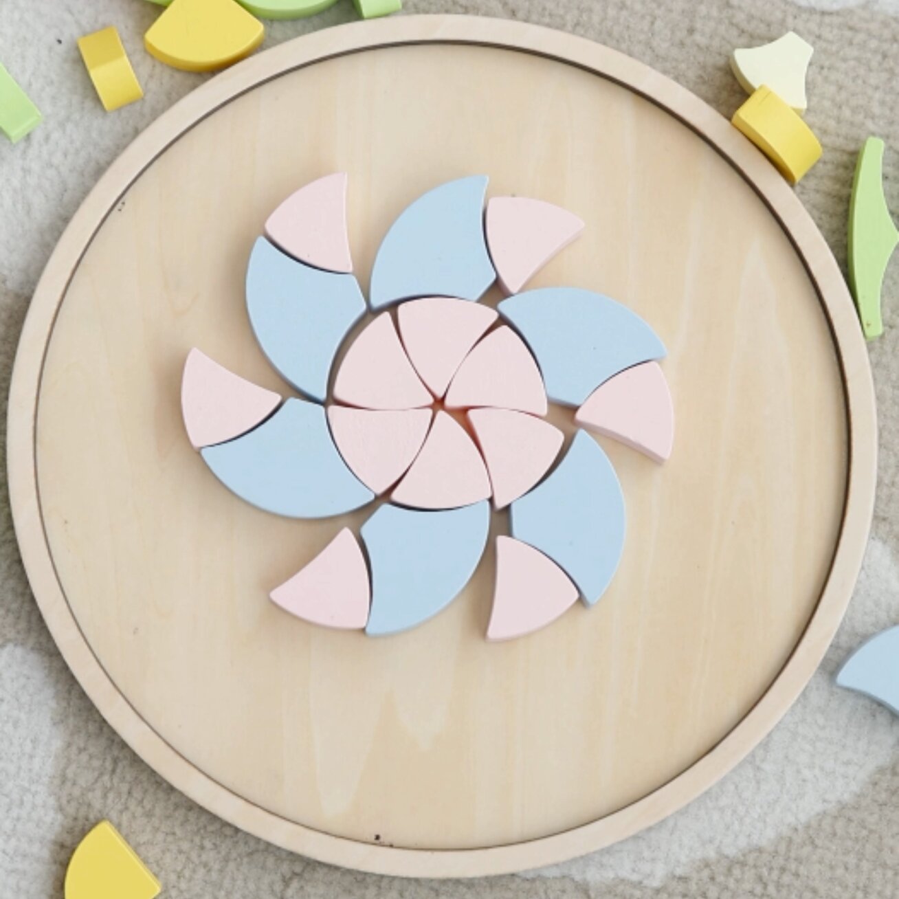 CLASSIC WORLD Pastelinė Mandala Montessori dėlionė Mozaika Gėlės 3 CLASSIC WORLD Pastelinė Mandala Montessori dėlionė Mozaika Gėlės 3