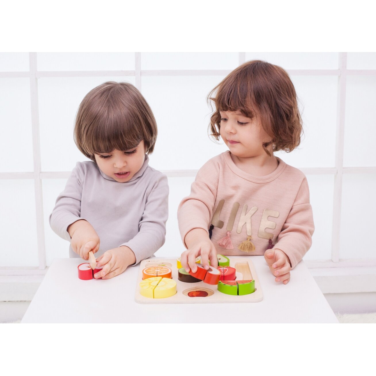 CLASSIC WORLD Vaisių pjaustymo rinkinys su lipukais MONTESSORI 20 el. 3