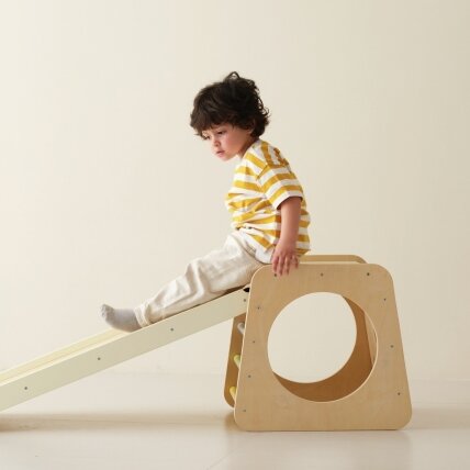 CLASSIC WORLD medinis laipiojimo rinkinys Montessori trikampis 5in1 – vaikų vidaus žaidimų aikštelė ir sporto kampelis 2 CLASSIC WORLD medinis laipiojimo rinkinys Montessori trikampis 5in1 – vaikų vidaus žaidimų aikštelė ir sporto kampelis 2
