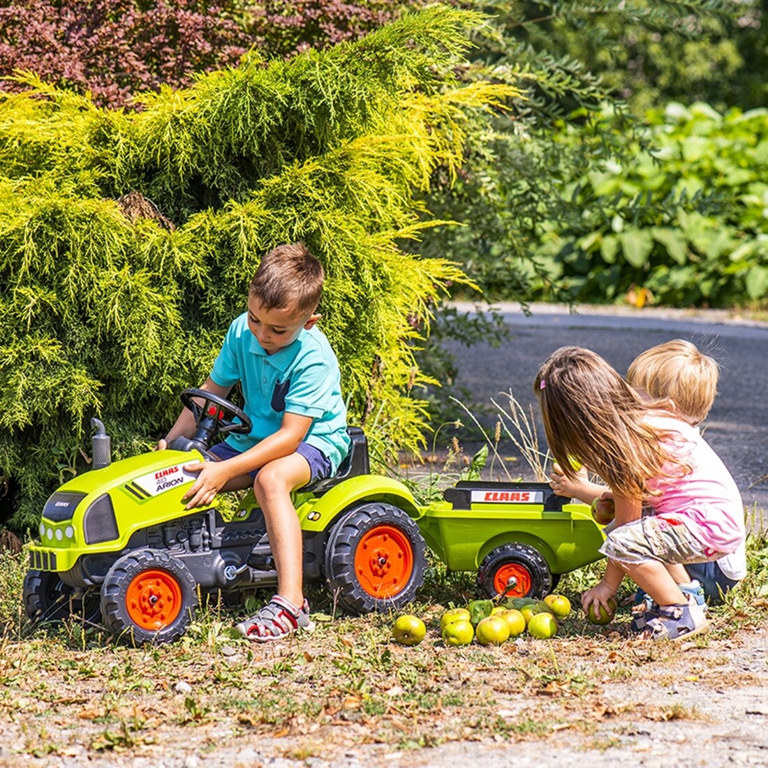FALK Claas žalias pedalinis traktoriukas su signalu ir priekaba 2–5 m. 2 FALK Claas žalias pedalinis traktoriukas su signalu ir priekaba 2–5 m. 2