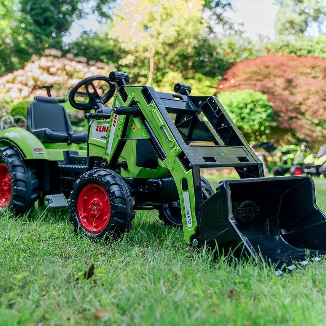 FALK pedalinis traktorius Claas Axos 330 su ekskavatorium ir priekaba 3–7 m. 5