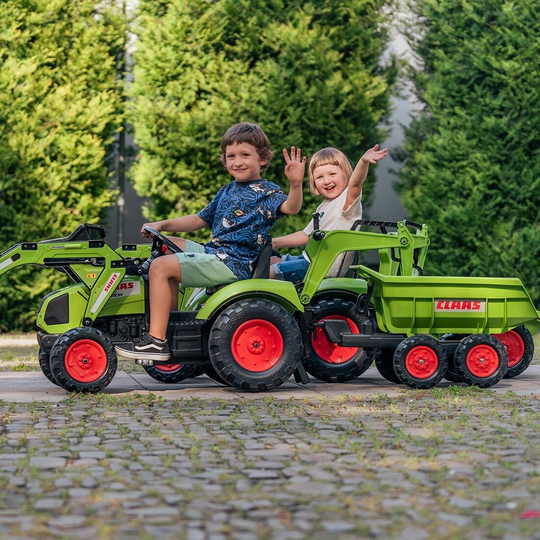 FALK pedalinis traktorius Claas Axos 330 su ekskavatorium ir priekaba 3–7 m. 6