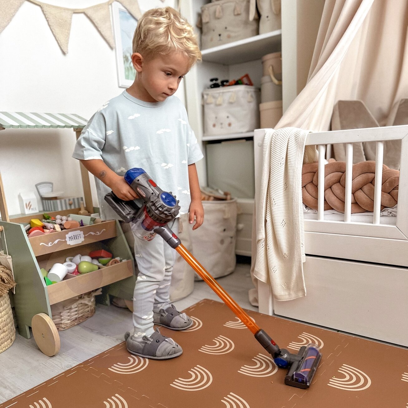 WOOPIE Interaktyvus vertikalus dulkių siurblys 3in1 vaikams su siurbimo funkcija 4 WOOPIE Interaktyvus vertikalus dulkių siurblys 3in1 vaikams su siurbimo funkcija 4