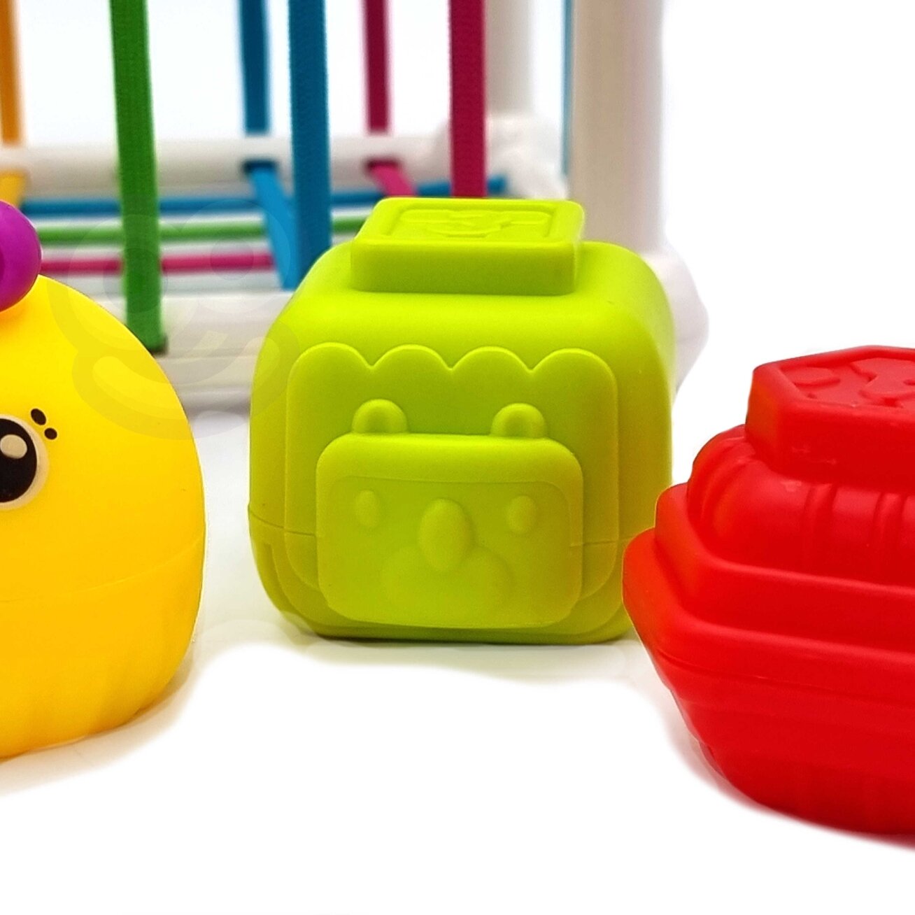 WOOPIE BABY Elastingas sensorinis kubas – rūšiuoklis vaikams Gyvūnėliai + barškutis 7 el. 6