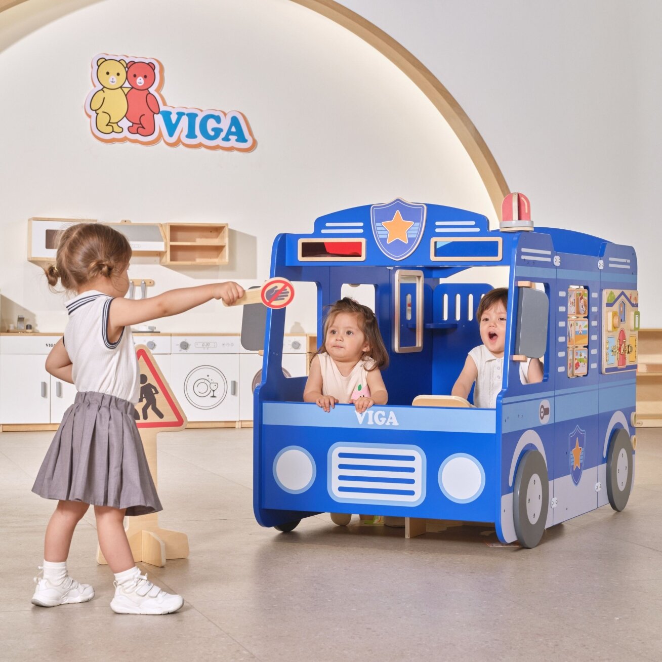 VIGA Didelis medinis policijos radiovežis edukacinis rinkinys vaikams Policija 9 VIGA Didelis medinis policijos radiovežis edukacinis rinkinys vaikams Policija 9