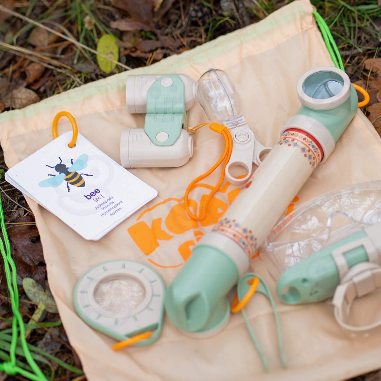 WOOPIE Discovery Mažojo tyrinėtojo rinkinys: žiūronai, kompasas, tinklas vabzdžiams ir drugeliams, žibintuvėlis 4 WOOPIE Discovery Mažojo tyrinėtojo rinkinys: žiūronai, kompasas, tinklas vabzdžiams ir drugeliams, žibintuvėlis 4