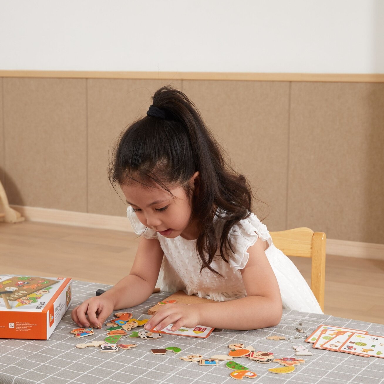 VIGA medinė kalimo mozaika Ūkis kamštinė lenta Montessori 4