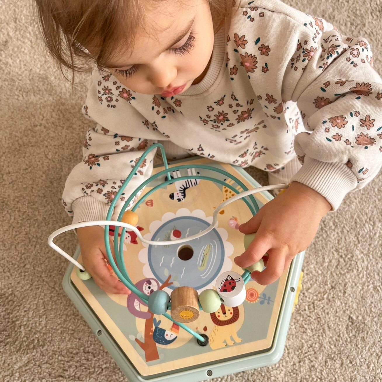 TOOKY TOY Interaktyvus medinis šešiakampis Montessori atidaromas dėžutės tipo žaislas 7