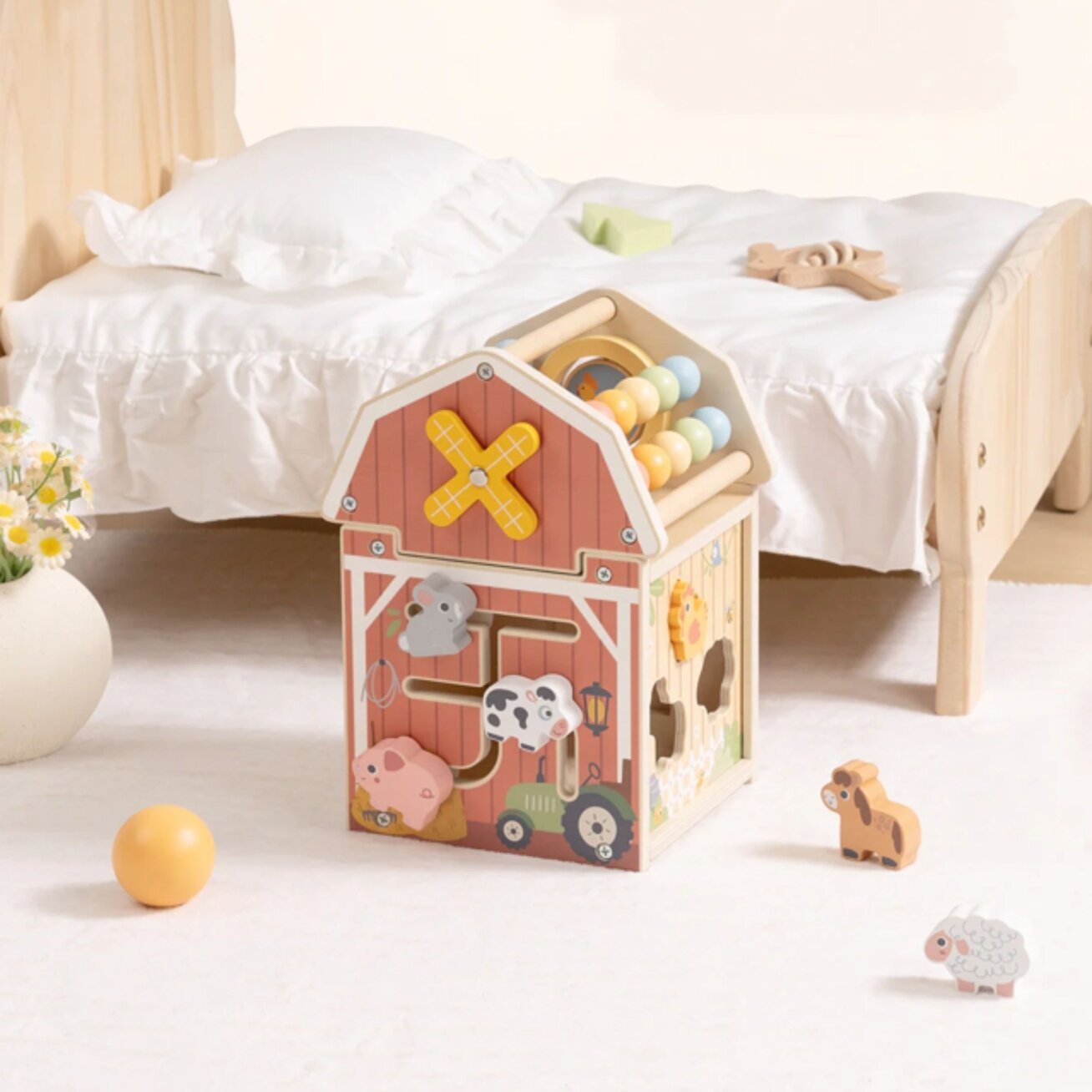 TOOKY TOY Medinė veiklų daržinė – rūšiuoklis, skaitliukas Montessori 4