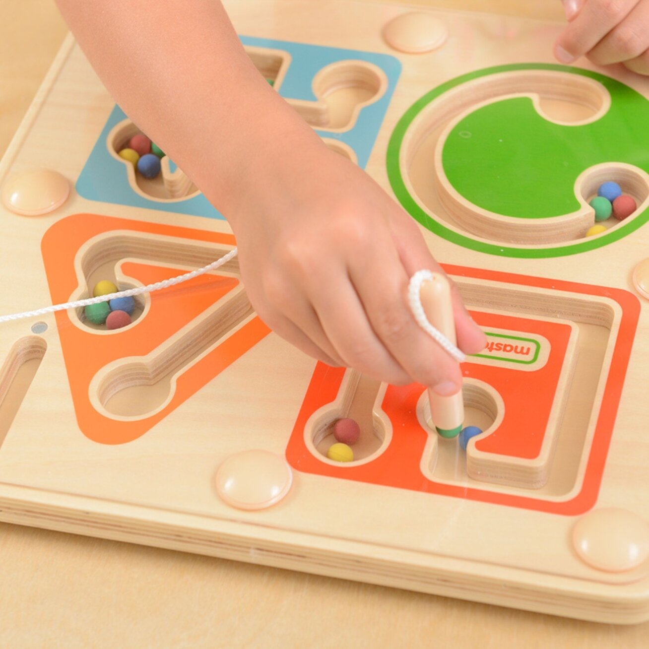 MASTERKIDZ Medinis magnetinis Montessori labirintas rašymui ir motorikai 2