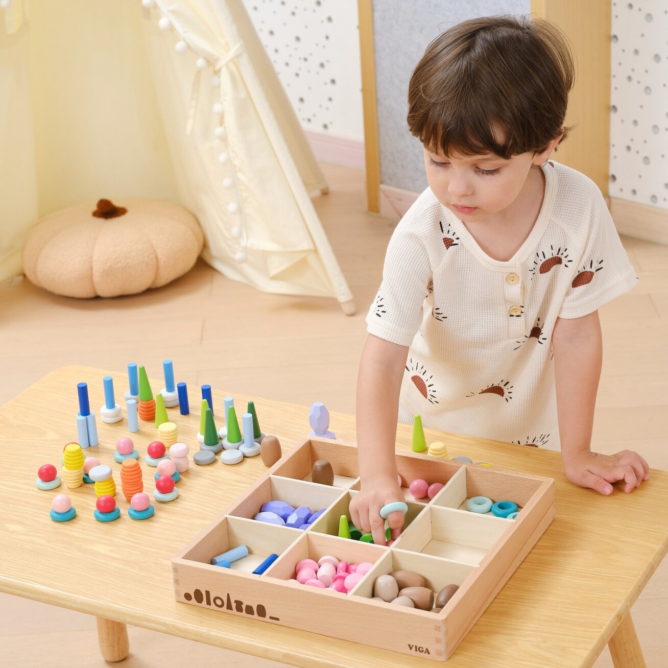 VIGA edukacinės medinės kaladėlės Montessori rūšiuoklis 141 el. 4