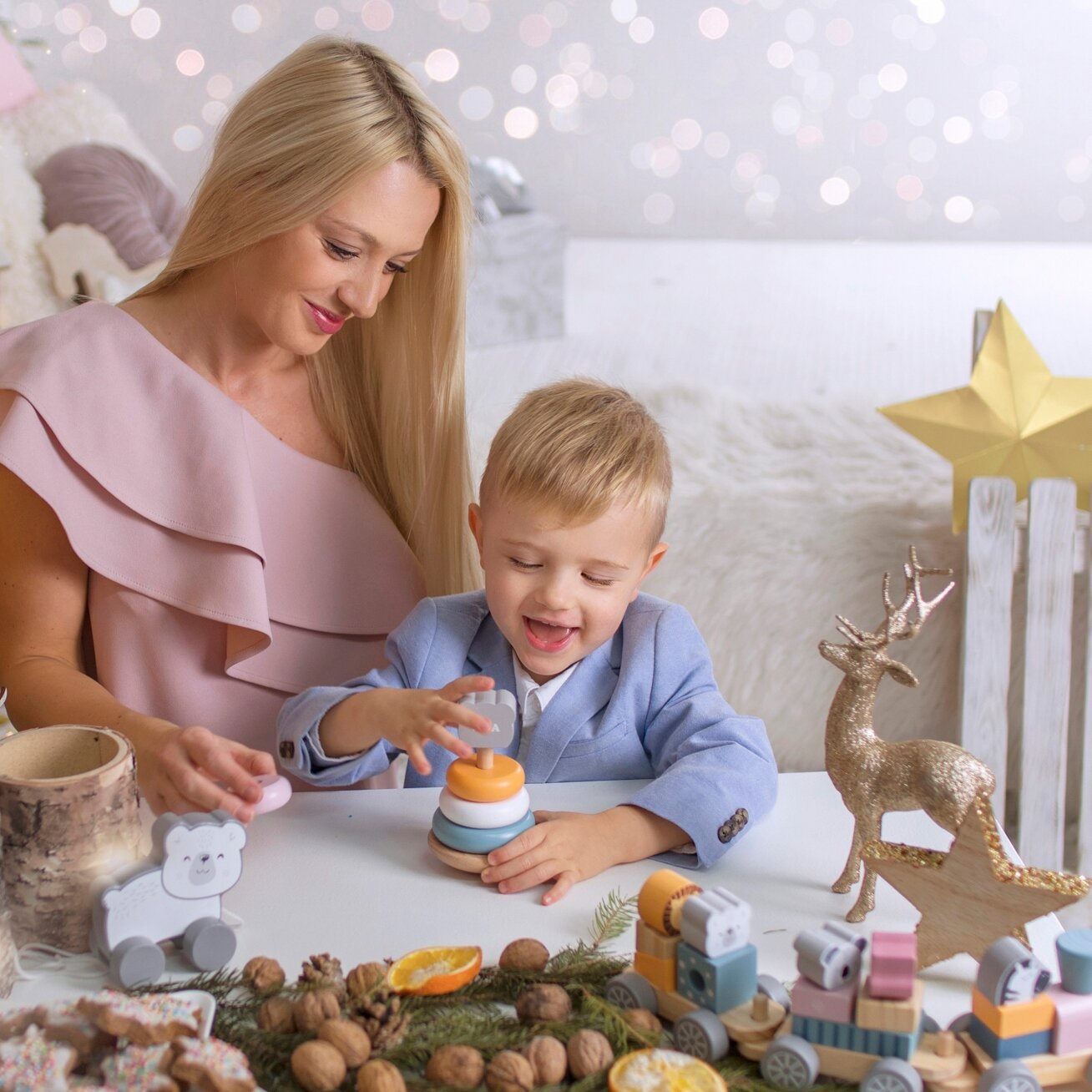 VIGA PolarB rinkinys Medinė piramidė + kalimo žaidimas su plaktuku Poliarinis lokys Montessori 2 VIGA PolarB rinkinys Medinė piramidė + kalimo žaidimas su plaktuku Poliarinis lokys Montessori 2