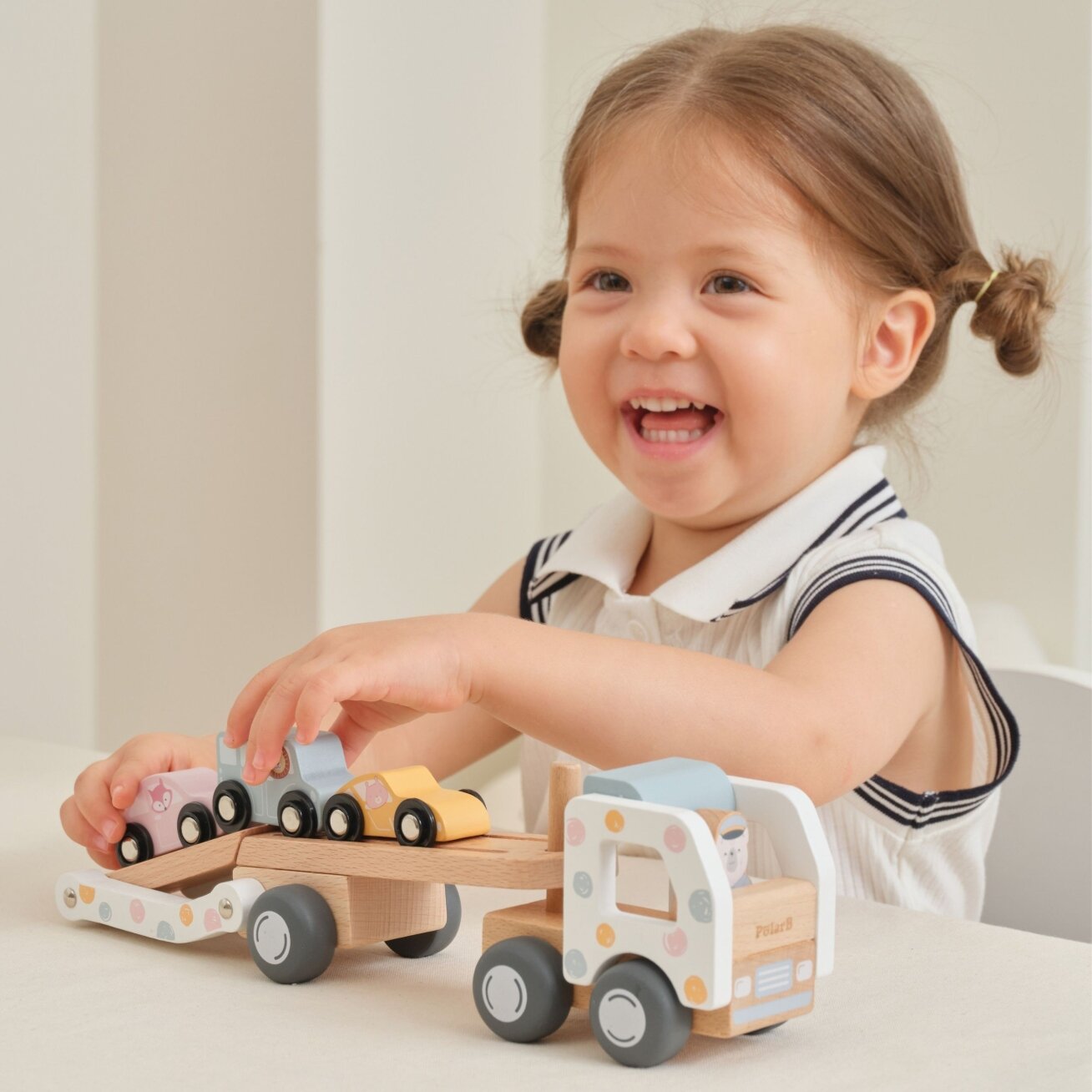VIGA PolarB medinis autovežis transporteris 3 automobiliukai su vairuotoju 18m+ 5