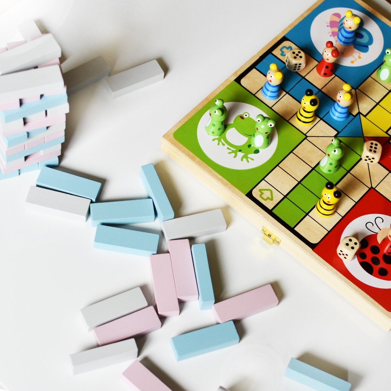 VIGA medinis stalo žaidimas Ludo (Kinų šaškės) 2 VIGA medinis stalo žaidimas Ludo (Kinų šaškės) 2