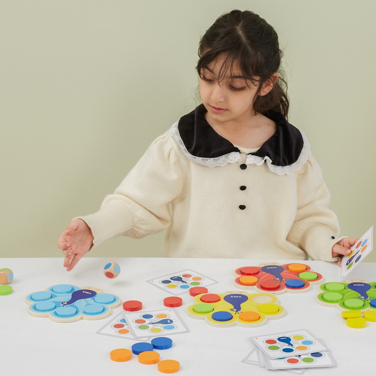 VIGA medinis žaidimas „Suderink spalvas“ Povo uodega Montessori + kortelės 4