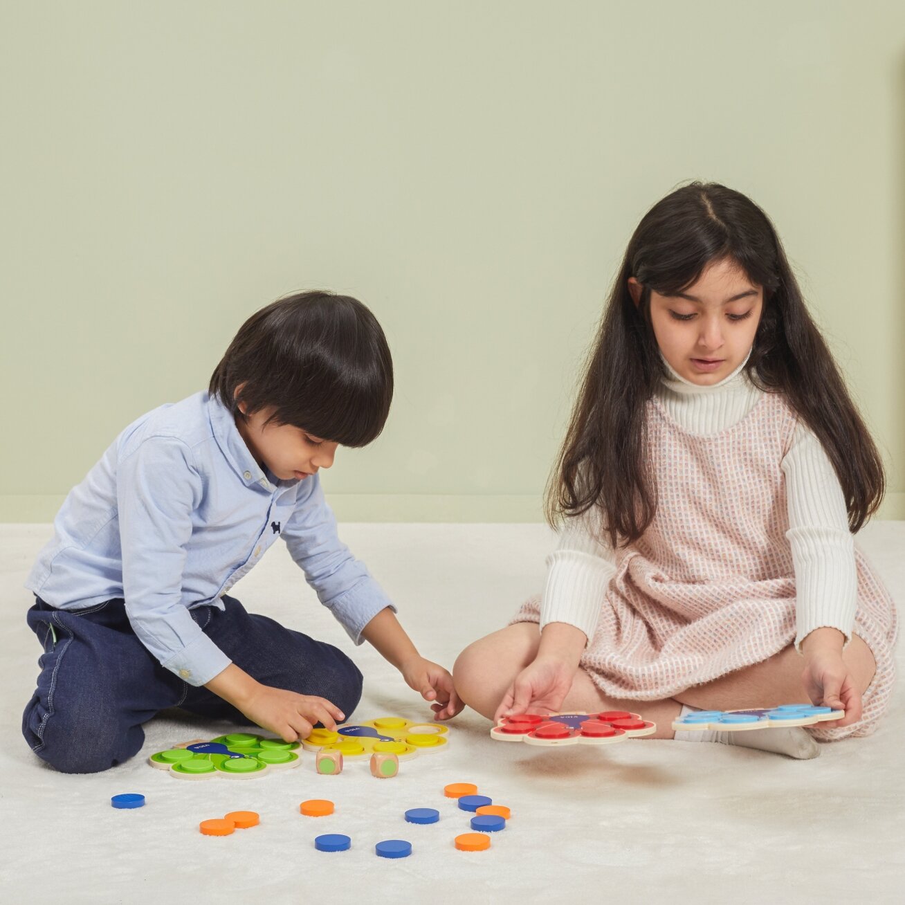 VIGA medinis žaidimas „Suderink spalvas“ Povo uodega Montessori + kortelės 6