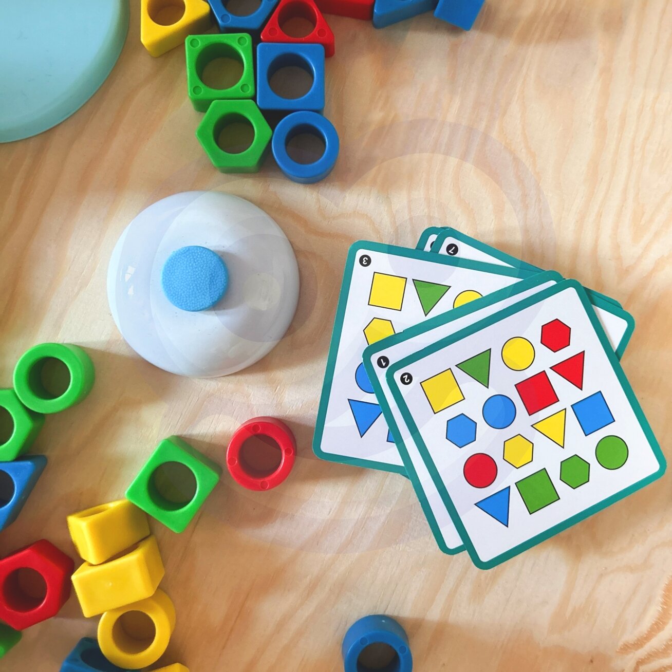 WOOPIE Montessori dėlionė Dinozauras Vikrumo žaidimas Suderink formas 1 WOOPIE Montessori dėlionė Dinozauras Vikrumo žaidimas Suderink formas 1