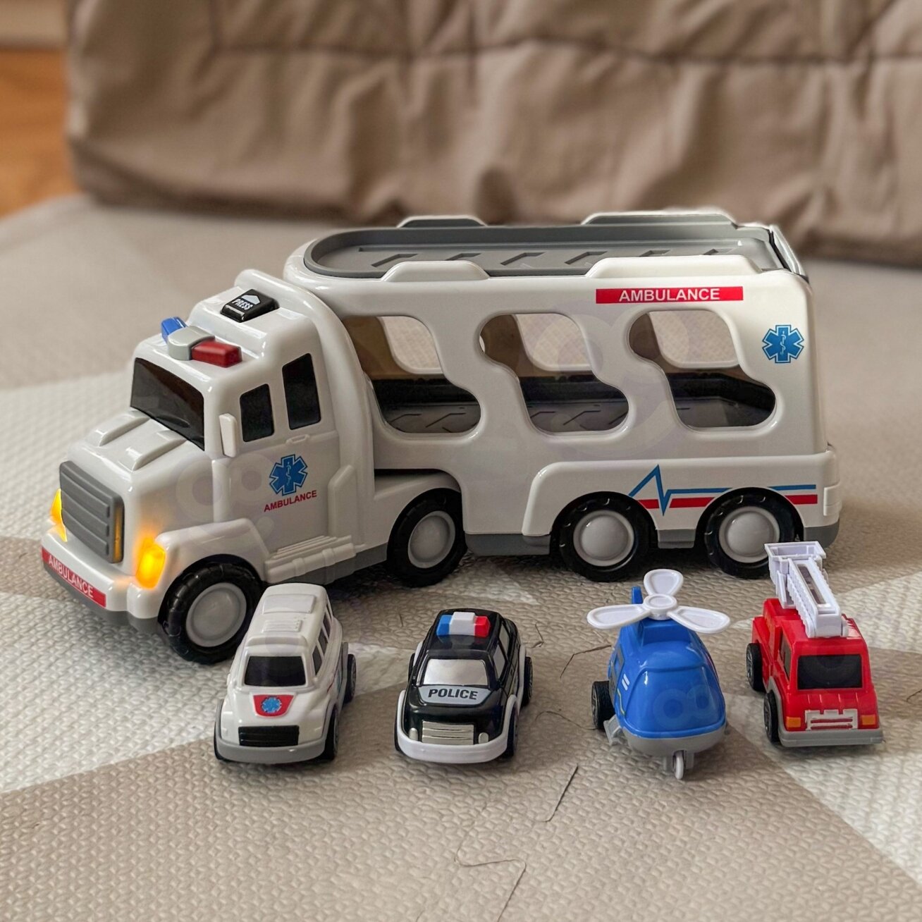 WOOPIE Kelių autovežis rinkinys 5 Automobiliai - Greitoji pagalba 2