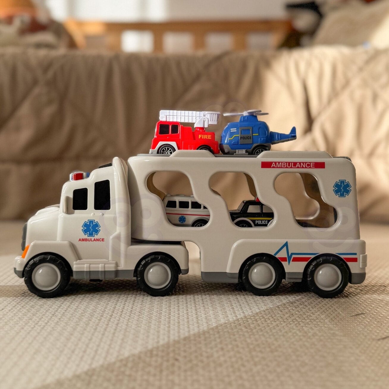 WOOPIE Kelių autovežis rinkinys 5 Automobiliai - Greitoji pagalba 4 WOOPIE Kelių autovežis rinkinys 5 Automobiliai - Greitoji pagalba 4