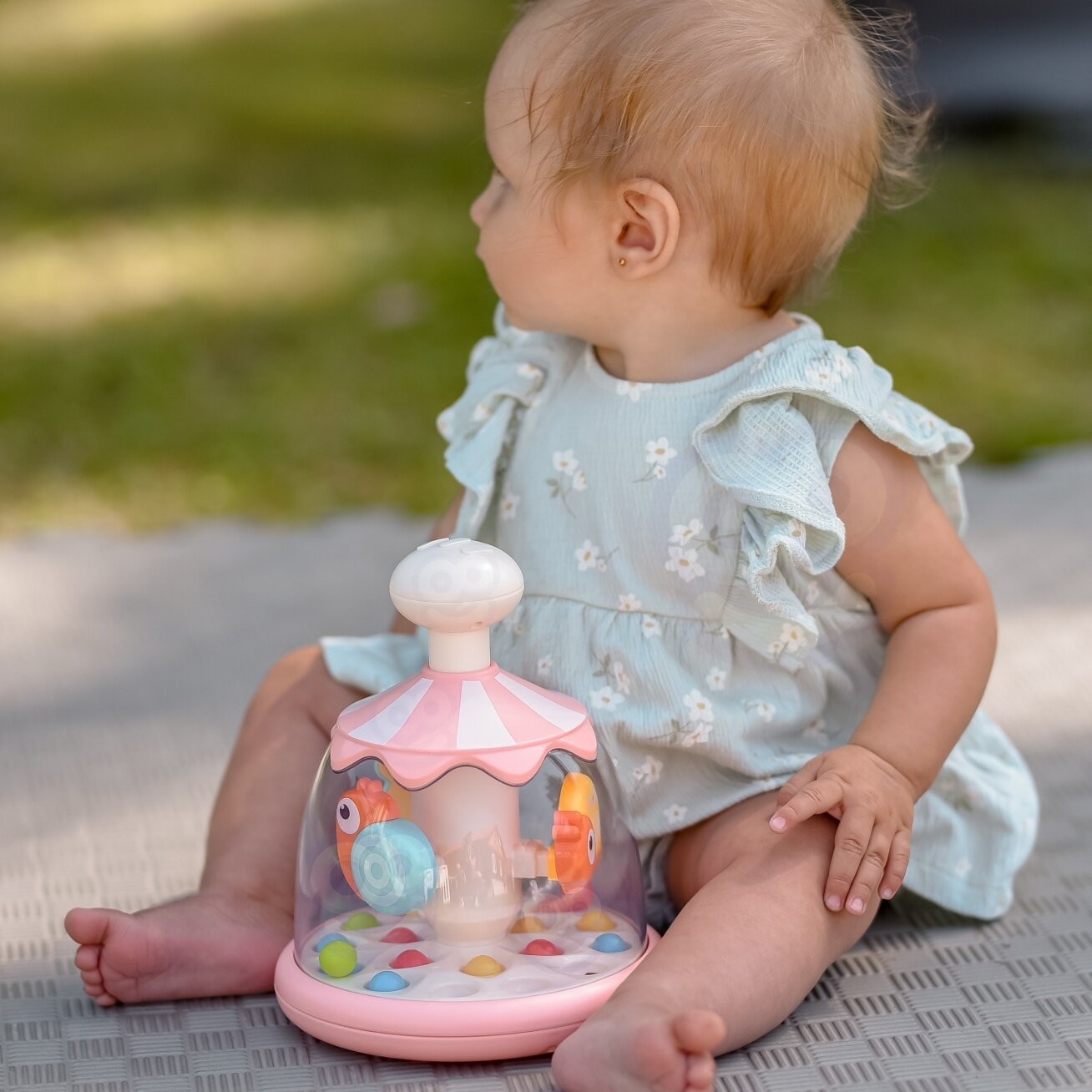 WOOPIE BABY Spalvingi gyvūnėliai rožinis sukutis su kamuoliukais karuselė 1
