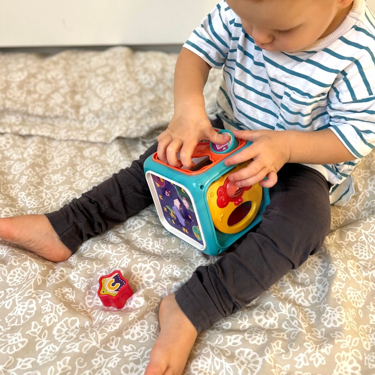 WOOPIE BABY Interaktyvus sensorinis edukacinis Montessori kubas, rūšiuoklis 6in1 1
