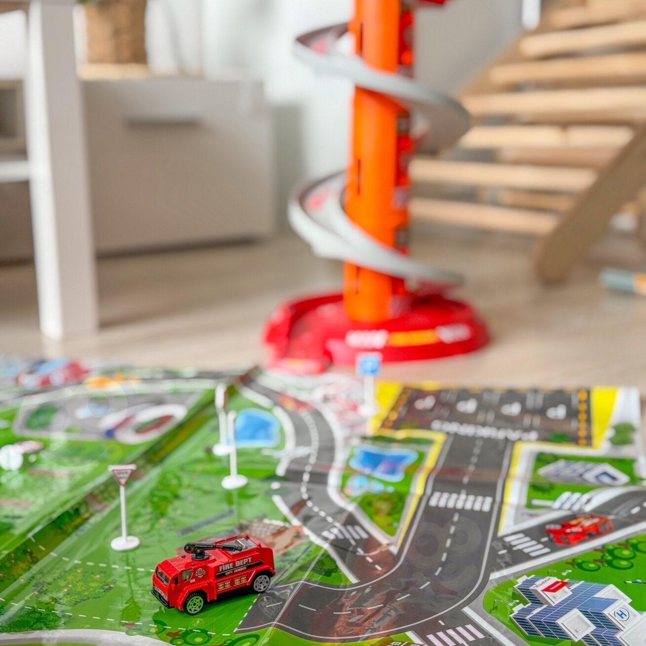 WOOPIE Spiralinis garažas-trasą automobiliukams 3 vnt. 8