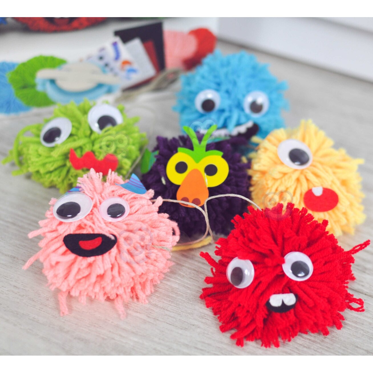 WOOPIE ART&FUN Kūrybinis rinkinys Pasigamink Monstriuką Monster Pom 6