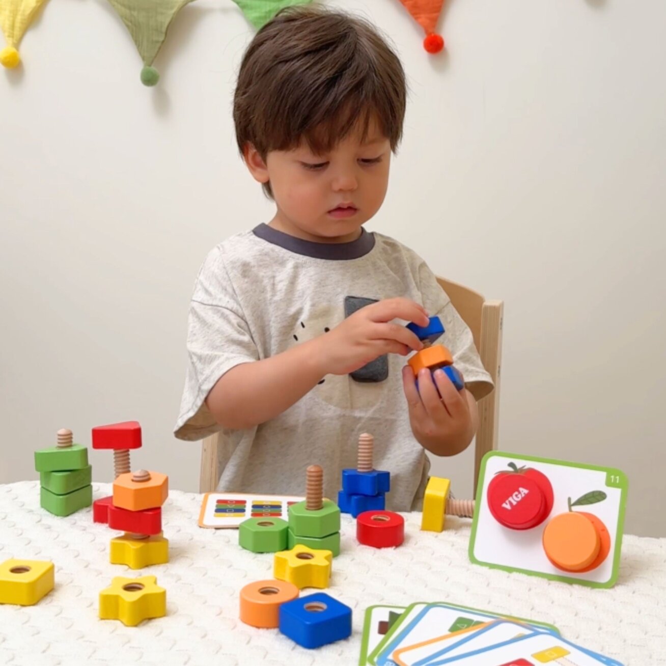 VIGA Varžtai Veržlės Montessori žaislas Spalvų derinimas 30 EL 2