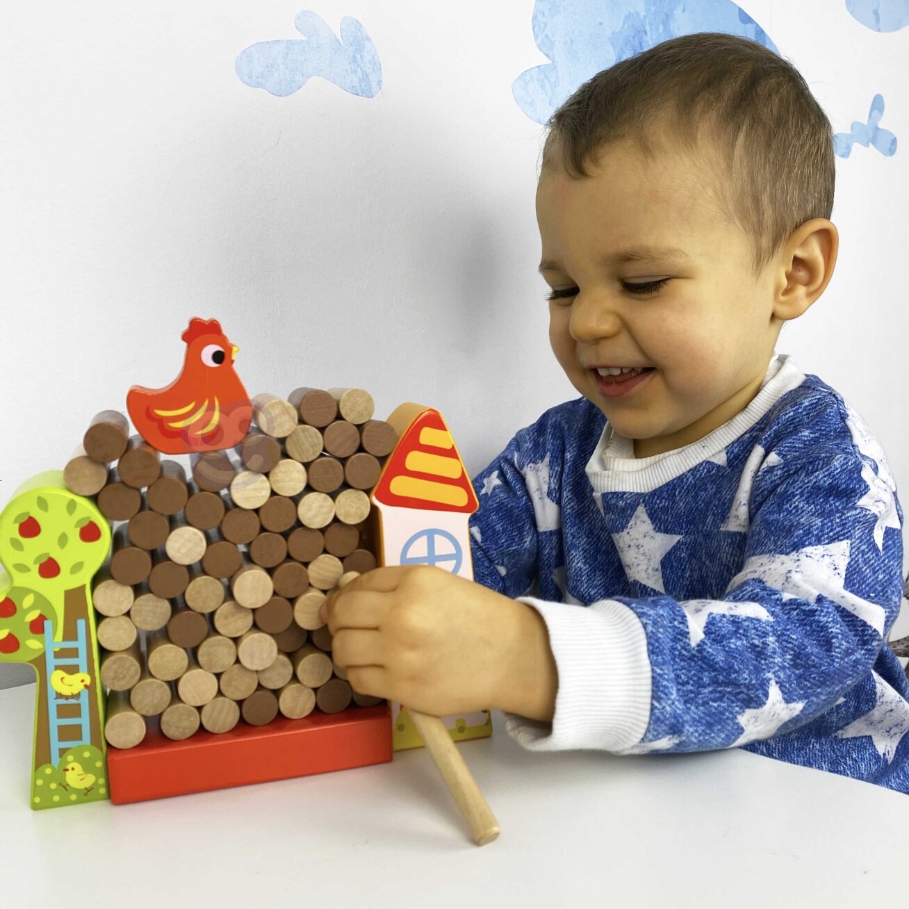 TOOKY TOY Vikrumo žaidimas Krentanti višta Medinis ūkis 2