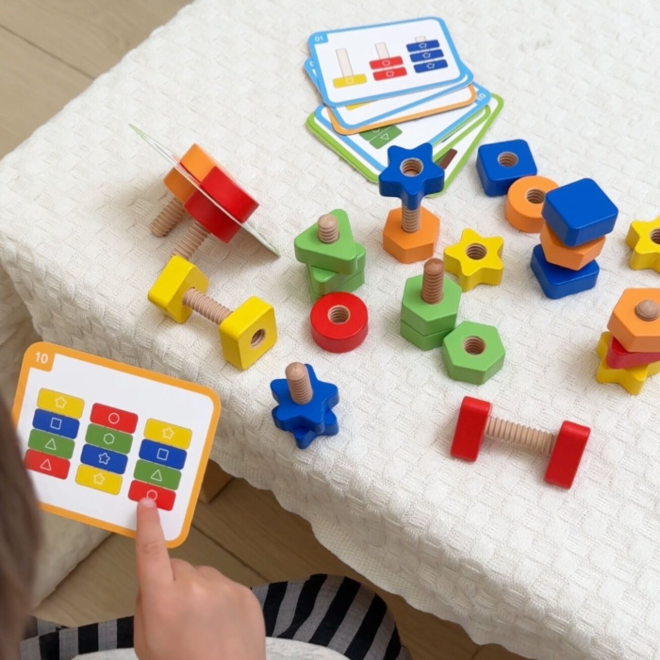 VIGA Varžtai Veržlės Montessori žaislas Spalvų derinimas 30 EL 6