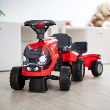 FALK Ežiukas Traktoriukas Baby Case IH Ride-On raudonas su priekaba + priedai nuo 12 mėn.