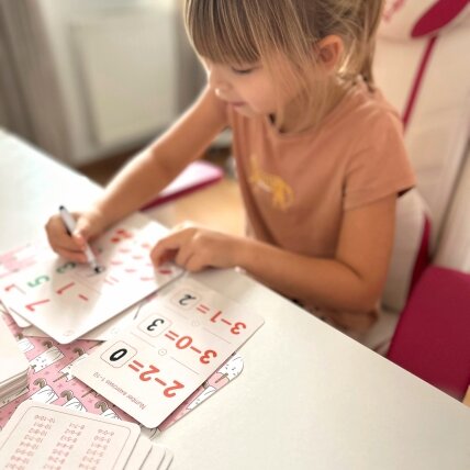 WOOPIE edukacinės kortelės – atmintinės skaičiavimo mokymuisi 8 WOOPIE edukacinės kortelės – atmintinės skaičiavimo mokymuisi 8