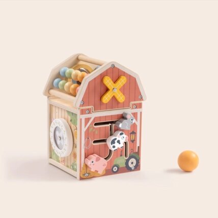 TOOKY TOY Medinė veiklų daržinė – rūšiuoklis, skaitliukas Montessori 9