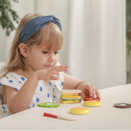 Viga pjaustymo rinkinys: mėsainis ir sumuštinis 5 Viga pjaustymo rinkinys: mėsainis ir sumuštinis 5