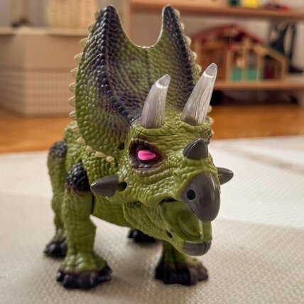 WOOPIE Nuotoliniu būdu valdomas dinozauras RC robotas Triceratopsas 2 WOOPIE Nuotoliniu būdu valdomas dinozauras RC robotas Triceratopsas 2
