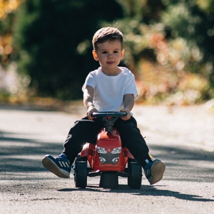 FALK Baby Massey Ferguson raudonas traktoriukas su priekabėle + priedai nuo 1 iki 3 metų 2 FALK Baby Massey Ferguson raudonas traktoriukas su priekabėle + priedai nuo 1 iki 3 metų 2