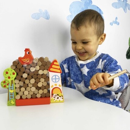 TOOKY TOY Vikrumo žaidimas Krentanti višta Medinis ūkis 4
