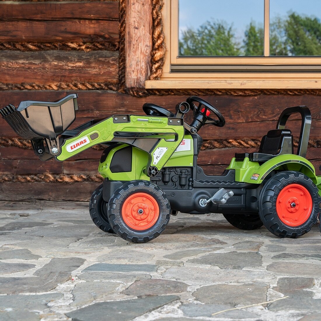 FALK žalias CLAAS pedalinis traktorius su priekaba + signalas nuo 2 metų. 2 FALK žalias CLAAS pedalinis traktorius su priekaba + signalas nuo 2 metų. 2