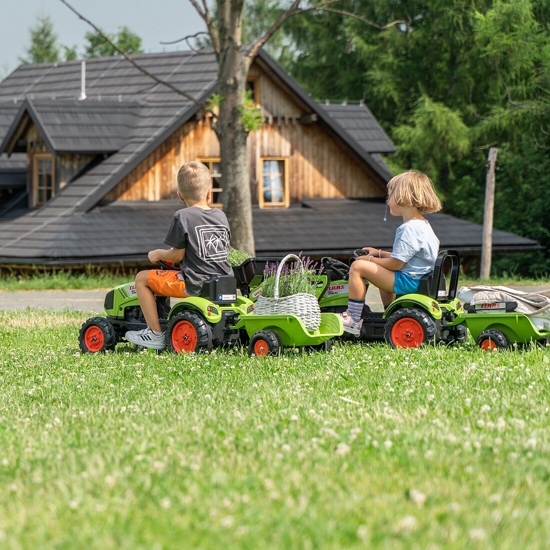 FALK žalias CLAAS pedalinis traktorius su priekaba + signalas nuo 2 metų. 6 FALK žalias CLAAS pedalinis traktorius su priekaba + signalas nuo 2 metų. 6