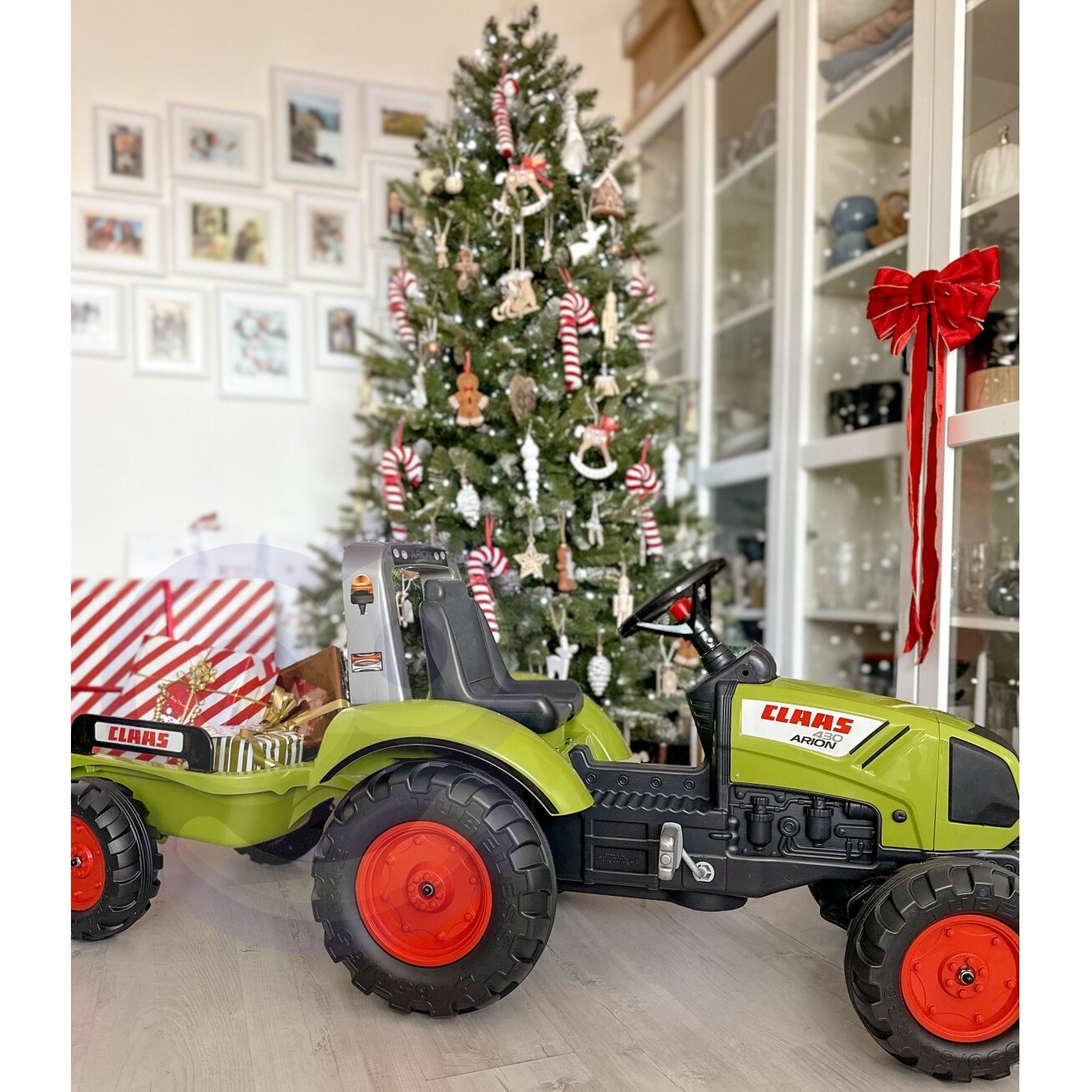 FALK didelis pedalinis traktorius Claas su priekaba nuo 3 metų 8