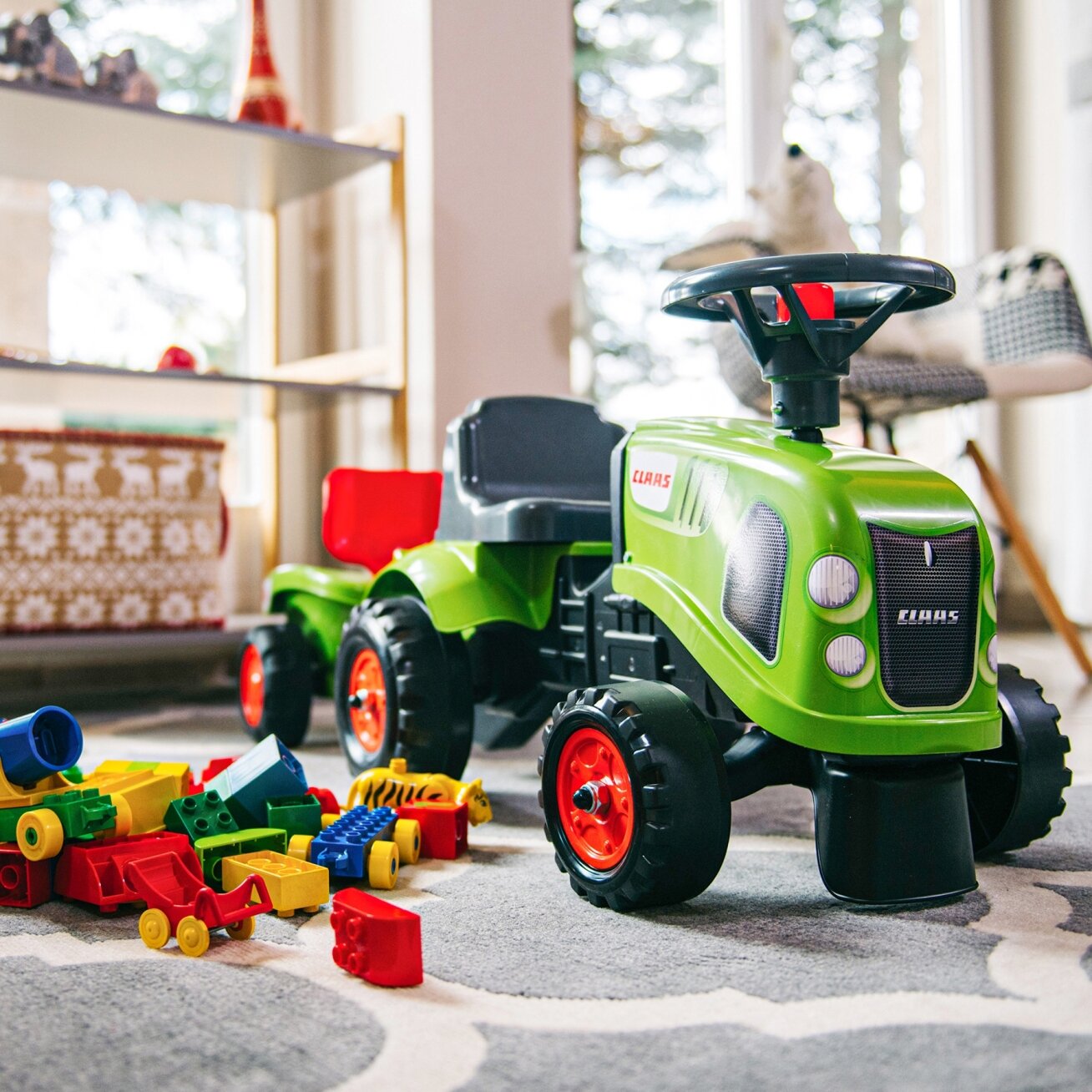 FALK Baby Claas žalias traktoriukas su priekaba + priedai nuo 1 metų 1 FALK Baby Claas žalias traktoriukas su priekaba + priedai nuo 1 metų 1