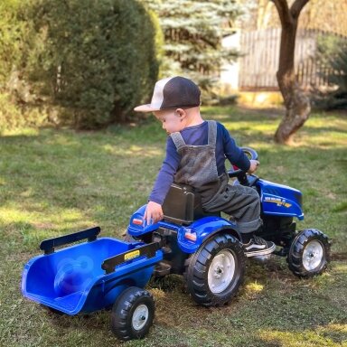 FALK pedalinis traktorius New Holland su priekaba ir atidaromu variklio dangčiu 2–5 m.