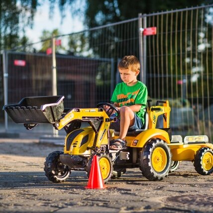 FALK pedalinis traktorius Komatsu ekskavatorius-krautuvas su priekaba 3–7 m. 3