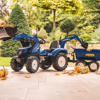 FALK pedalinis traktorius New Holland T8 su ekskavatorium ir priekaba 3–7 m. 1