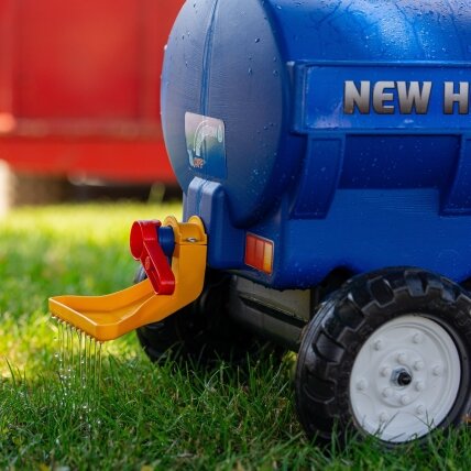 FALK cisterninė priekaba-bakelis su kranu New Holland mėlyna 3–7 m. 3 FALK cisterninė priekaba-bakelis su kranu New Holland mėlyna 3–7 m. 3