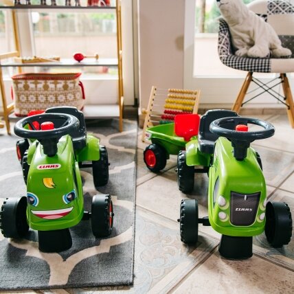 FALK Baby Claas žalias traktoriukas su priekaba + priedai nuo 1 metų 9