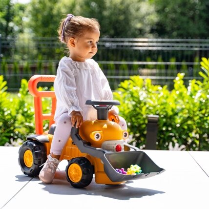 FALK paspirtukas-traktorius ekskavatorius Komatsu su kaušu ir signalu 1–3 m. 4