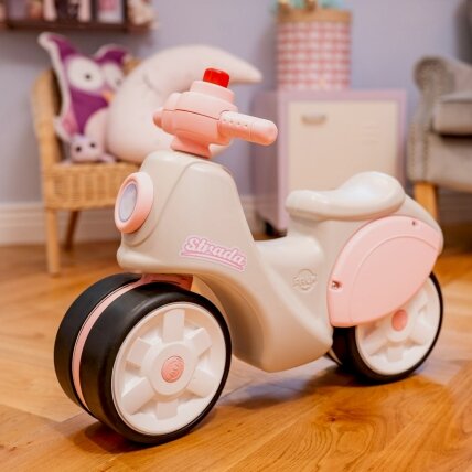FALK Ežiukas paspirtukas Scooter Strada Retro mergaitei, tylios padangos nuo 1 metų 2 FALK Ežiukas paspirtukas Scooter Strada Retro mergaitei, tylios padangos nuo 1 metų 2