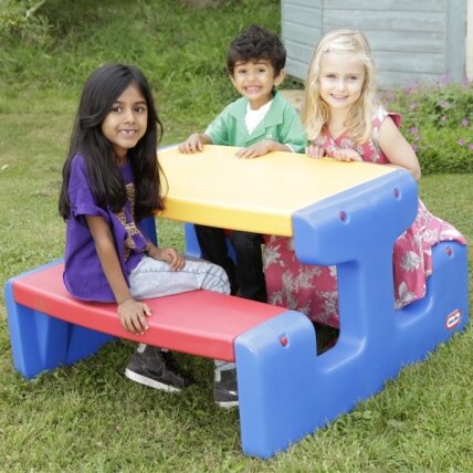 Little tikes Didžiulis pikniko stalas Mėlynas staliukas 1 Little tikes Didžiulis pikniko stalas Mėlynas staliukas 1
